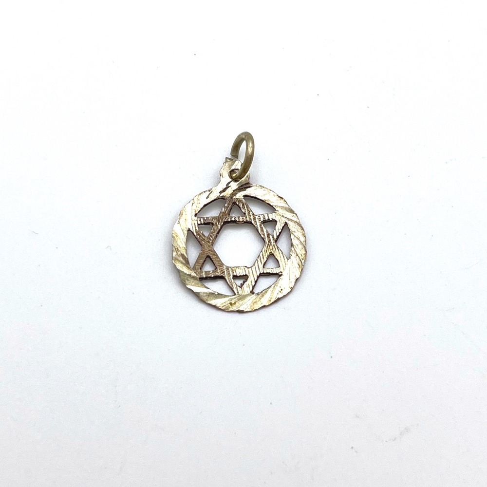 Vintage Sterling Silver Star of David Diamond Cut Round Charm Pendant 925